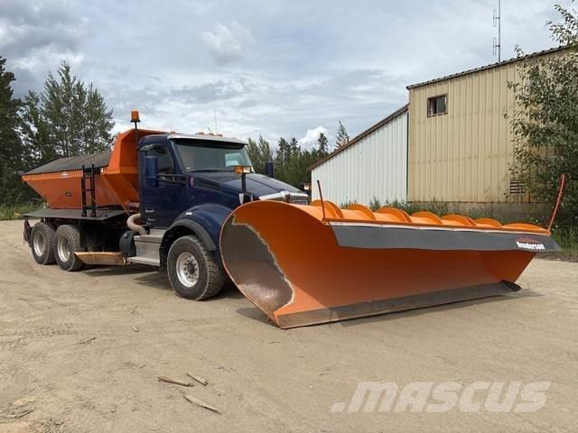 Kenworth T880 Snøploger- og skjær