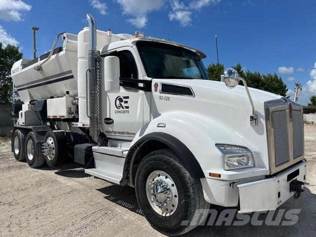 Kenworth T880 Betongbiler
