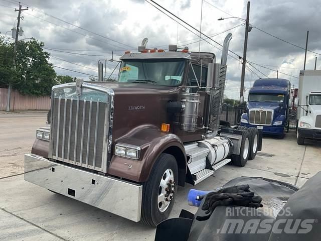 Kenworth W900 Trekkvogner