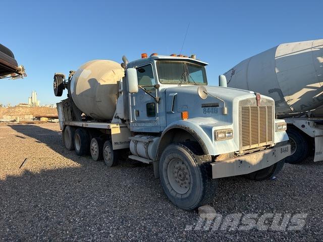 Kenworth W900 Andre lastebiler