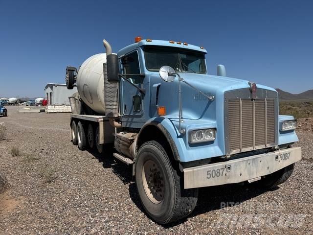Kenworth W900 Andre lastebiler