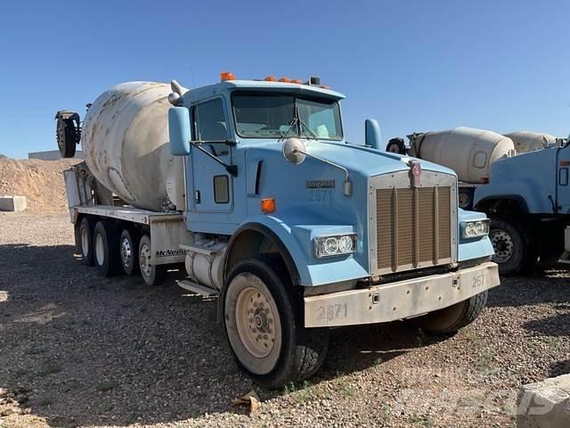 Kenworth W900 Andre lastebiler