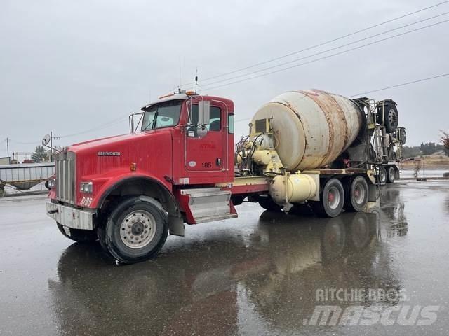 Kenworth W900B Andre lastebiler