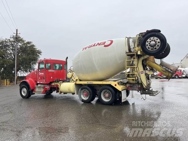 Kenworth W900B Andre lastebiler
