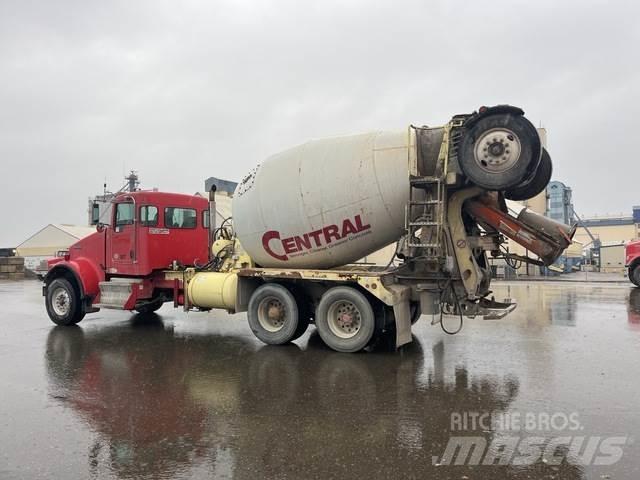 Kenworth W900B Andre lastebiler