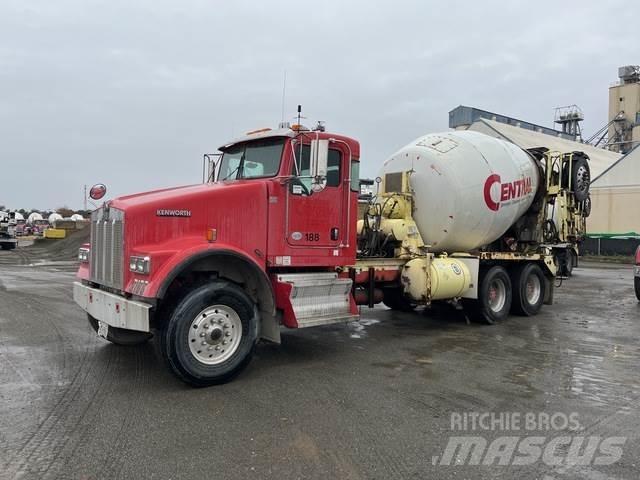 Kenworth W900B Andre lastebiler