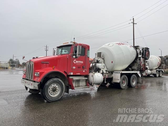 Kenworth W900B Andre lastebiler