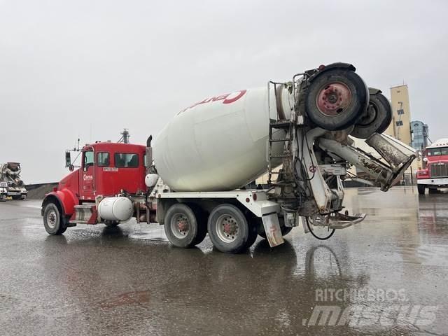 Kenworth W900B Andre lastebiler