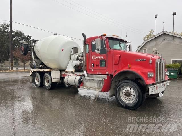 Kenworth W900B Andre lastebiler