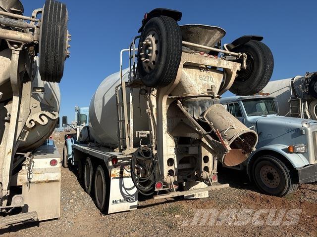 Kenworth W900B Andre lastebiler