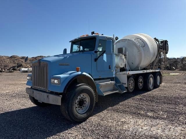Kenworth W900B Andre lastebiler