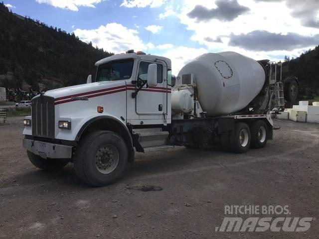 Kenworth W900B Andre lastebiler