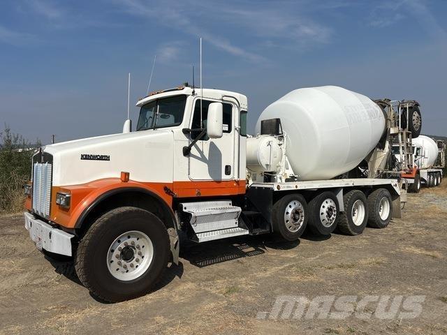 Kenworth W900B Andre lastebiler