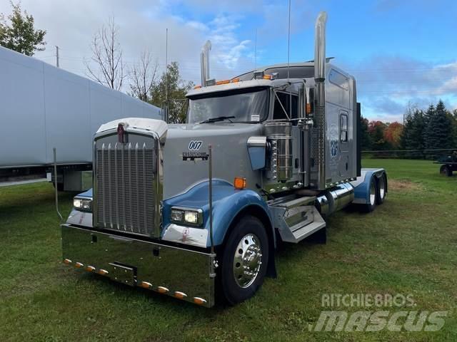 Kenworth W900L Trekkvogner