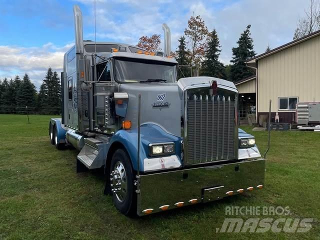 Kenworth W900L Trekkvogner