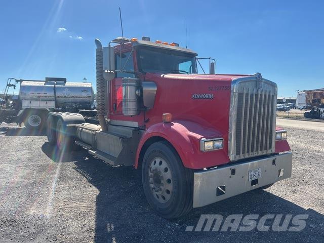 Kenworth W900L Trekkvogner