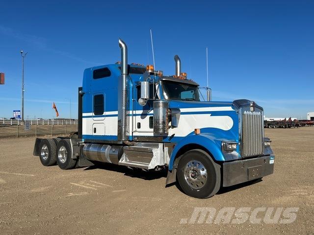 Kenworth W900L Trekkvogner
