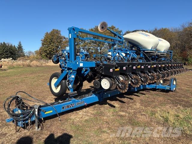 Kinze 3600 Sette- og Plantemaskiner