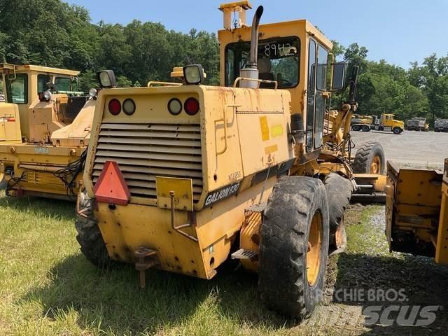 Komatsu 830B Veihøvler