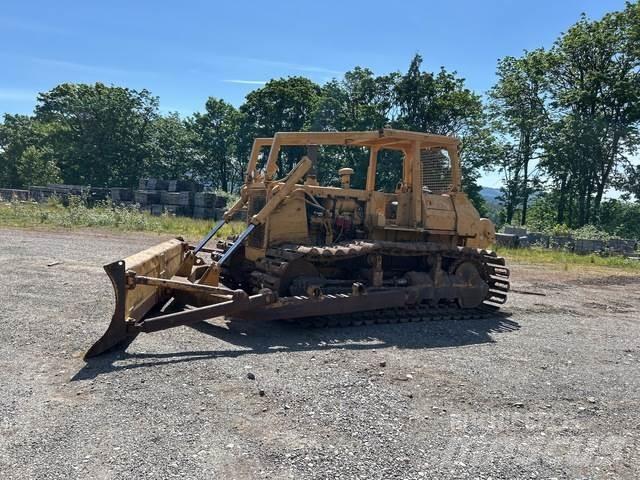 Komatsu D65P-8 Dozere Beltegående