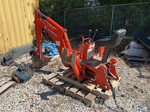 Kubota BH77 Traktorgravere