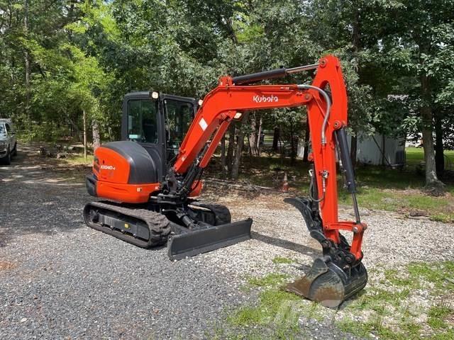 Kubota KX040-4 Beltegraver
