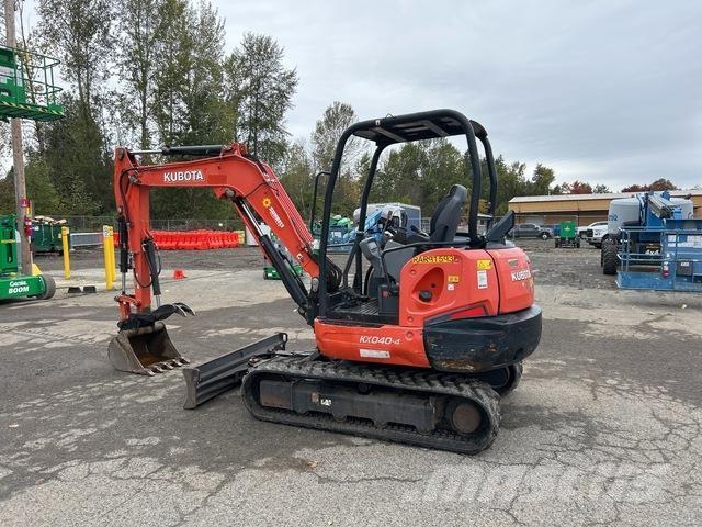 Kubota KX040-4 Beltegraver