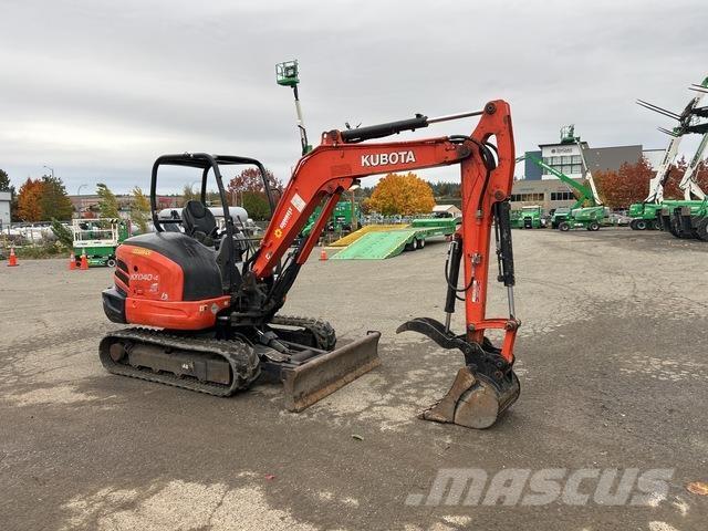 Kubota KX040-4 Beltegraver