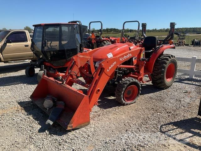 Kubota L3301DT Kompakttraktorer