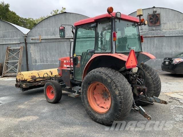 Kubota M4900 Traktorer