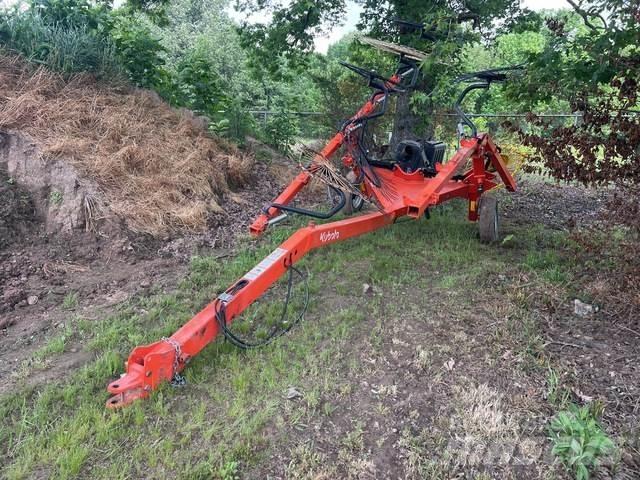 Kubota RA210CR Raker og høyvendere