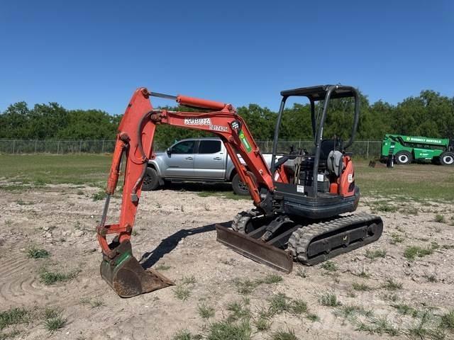 Kubota U25 Beltegraver