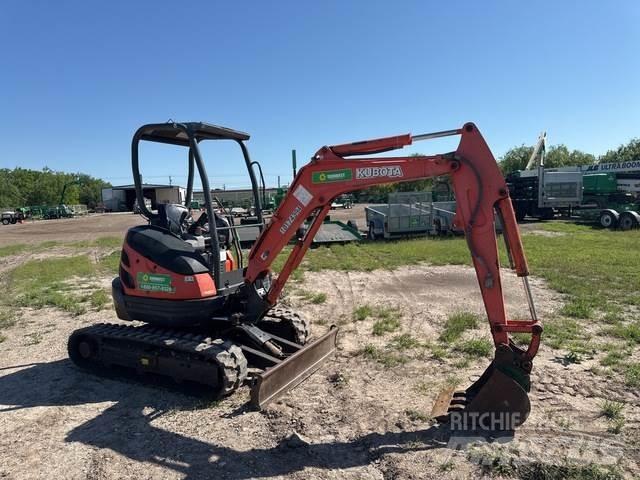 Kubota U25 Beltegraver