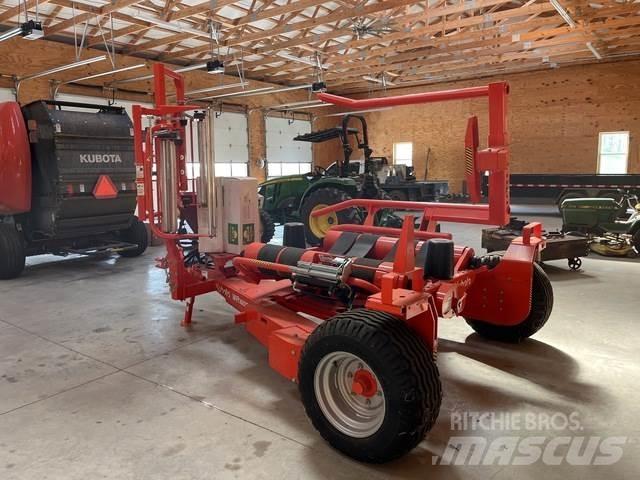 Kubota WR1600C Rundballepakker