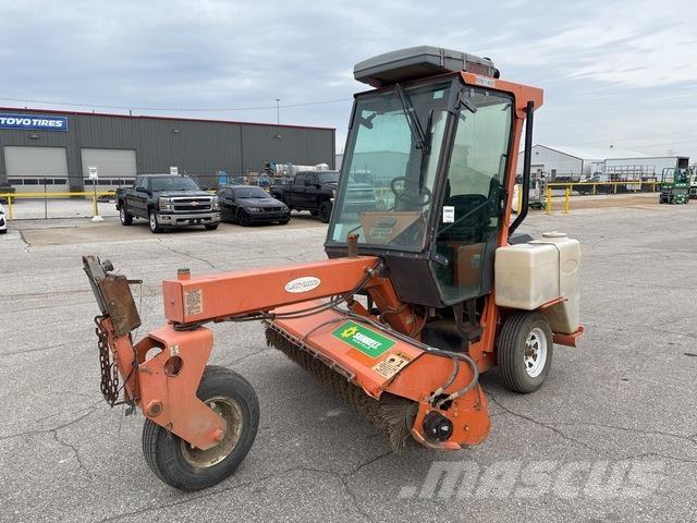 Lay-Mor 8HC Innendørs feiemaskiner