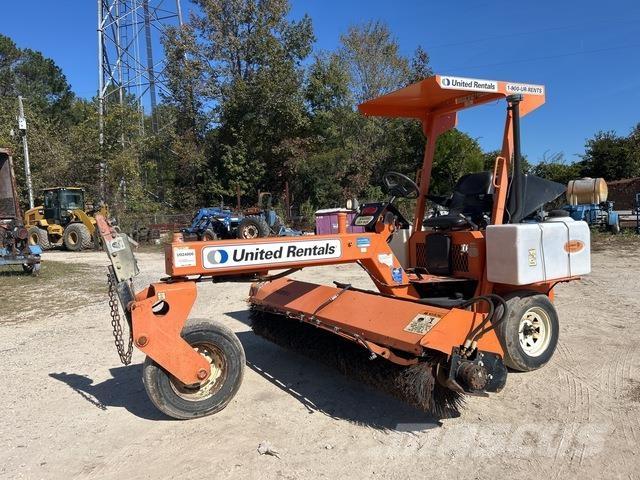 Lay-Mor SM 300 Innendørs feiemaskiner