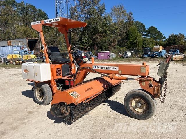 Lay-Mor SM 300 Innendørs feiemaskiner