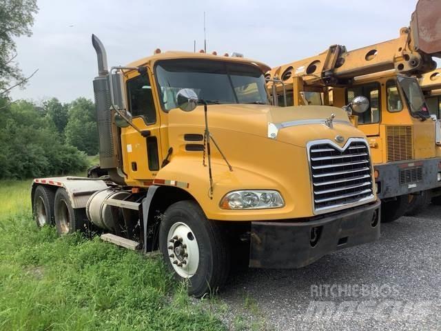 Mack 600 Trekkvogner
