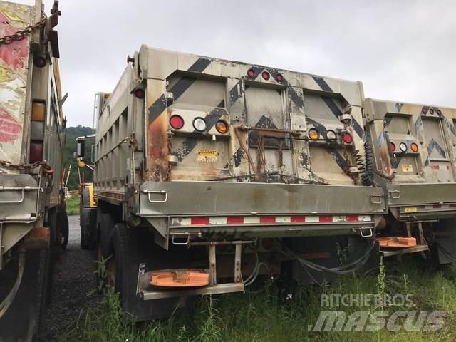 Mack 700 Snøploger- og skjær