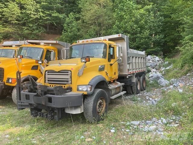 Mack 700 Snøploger- og skjær