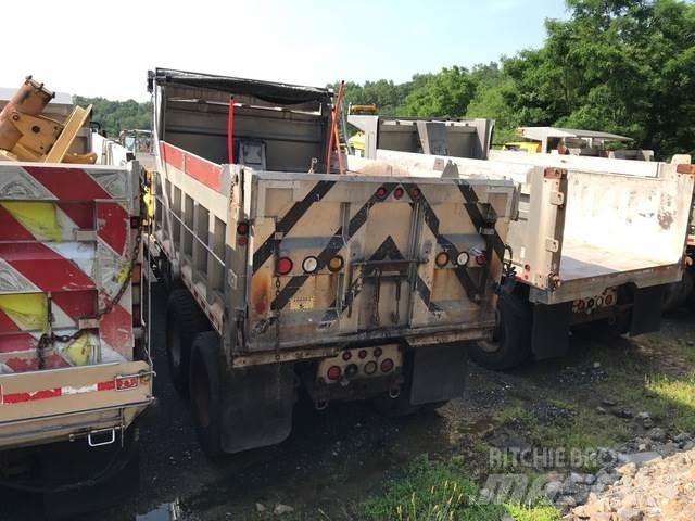 Mack 700 Snøploger- og skjær