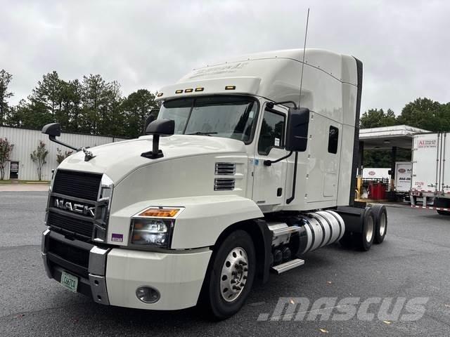 Mack AN64T Trekkvogner