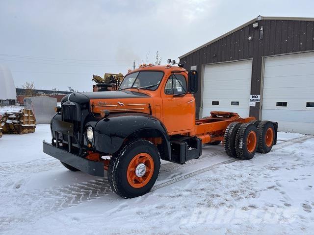 Mack B615T Trekkvogner