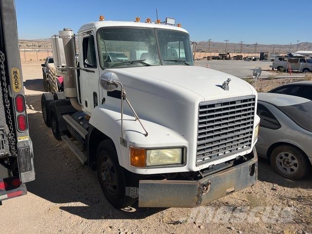 Mack CH613 Trekkvogner