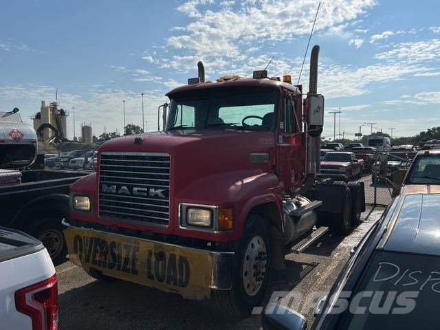 Mack CH613 Trekkvogner