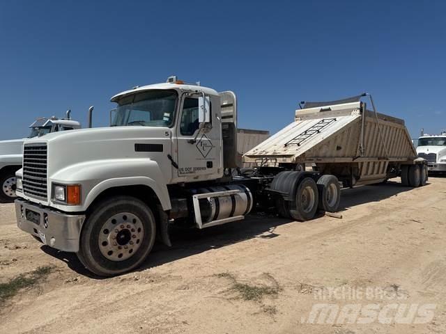 Mack CHU600 Trekkvogner