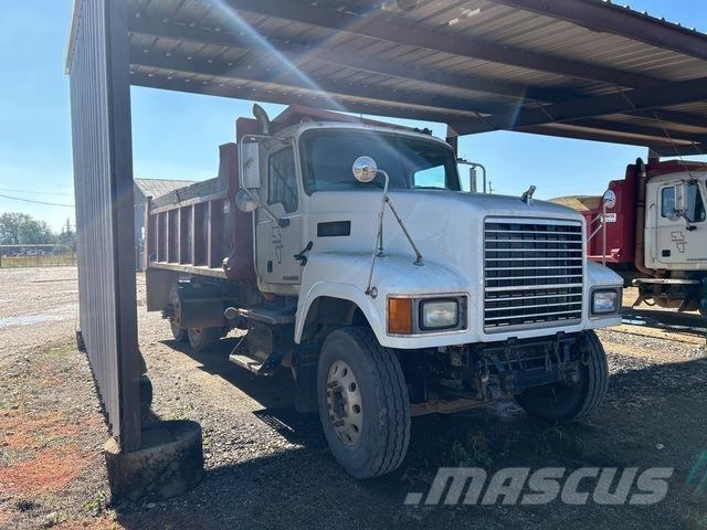 Mack CHU613 Tippbil