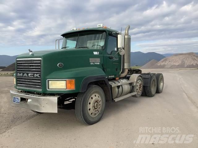 Mack CL733 Trekkvogner