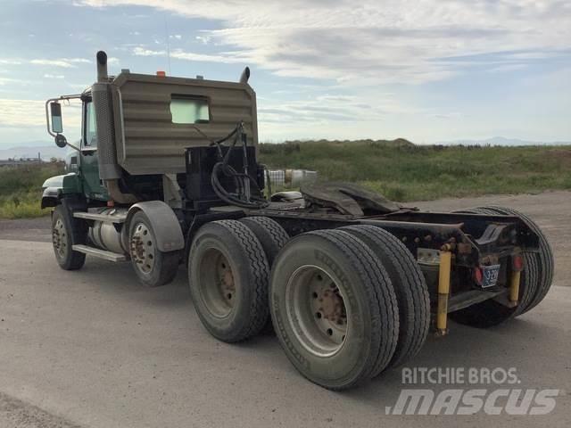 Mack CL733 Trekkvogner