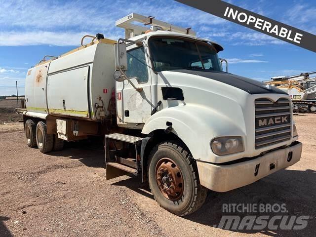 Mack CSMR Tankbiler